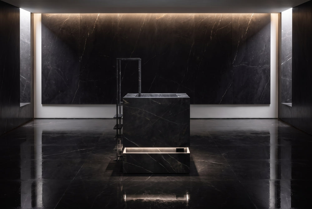 FRODE i Calacatta Black